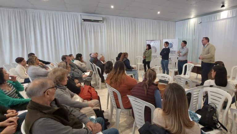 Capacitación para entidades civiles en Intendente Alvear