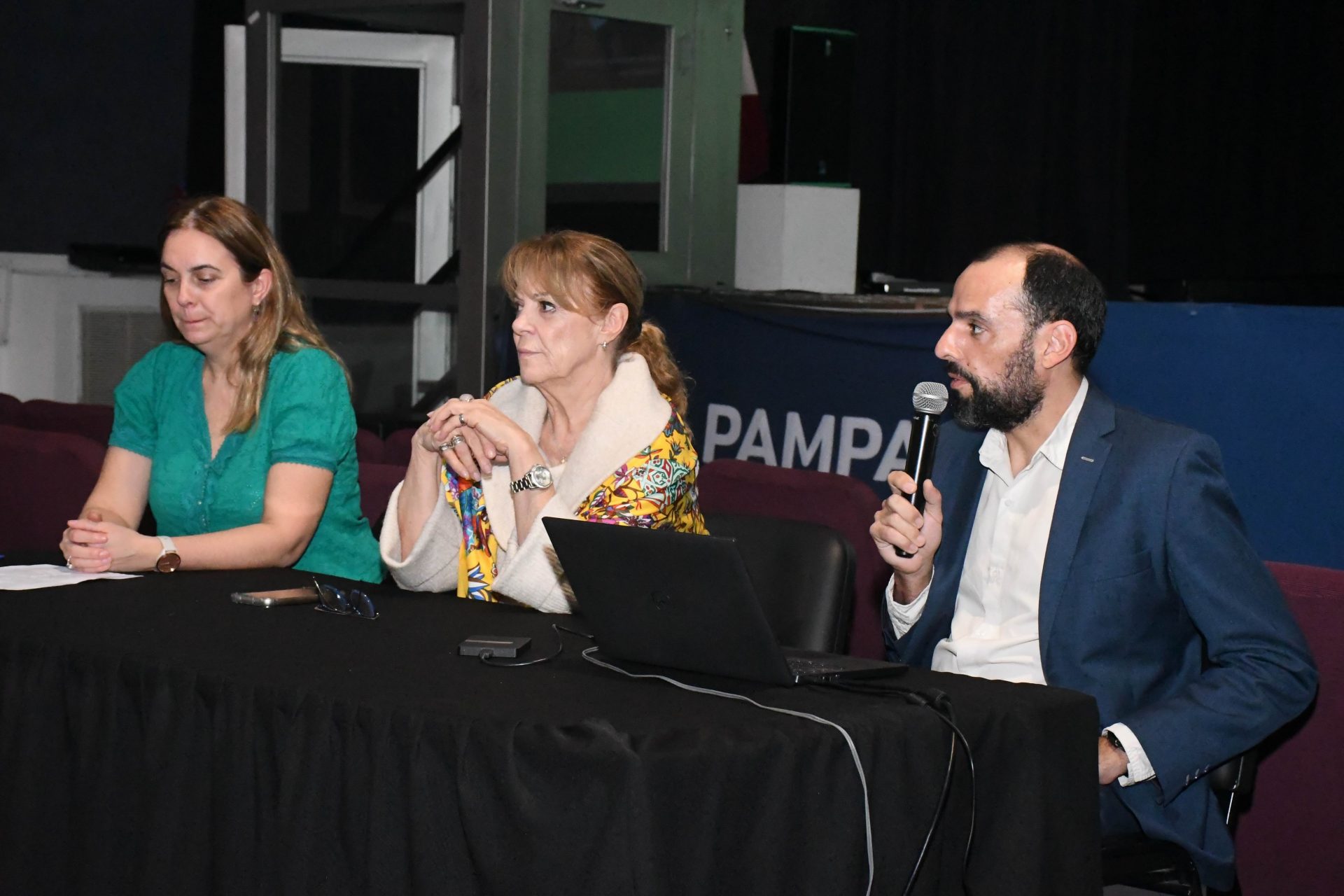 Presentación del libro “Desvalimiento y Reparación” en el mes de la prevención del suicidio