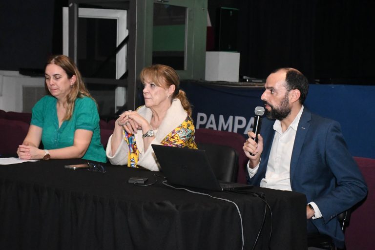 Presentación del libro “Desvalimiento y Reparación” en el mes de la prevención del suicidio