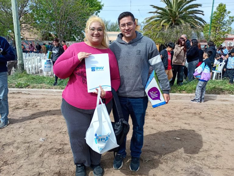 La emoción de la familia Sánchez Curín al recibir su vivienda: “Es el comienzo de una historia diferente”