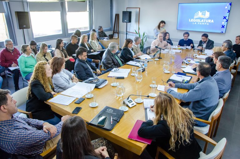 El Colegio de Abogados respaldó el proyecto de juicio por jurados y pidió ajustes en su aplicación