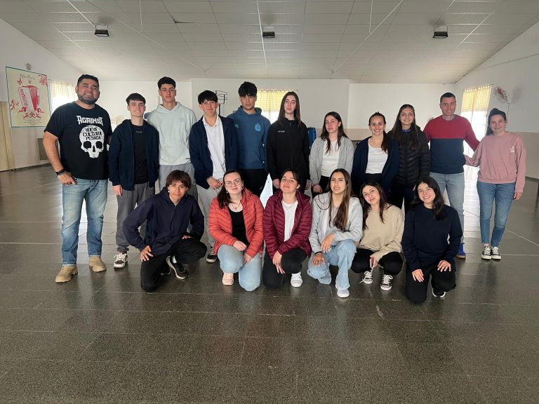 Becas Impulsar Futuro: el ministerio de Educación recorre La Pampa para informar a estudiantes y familias