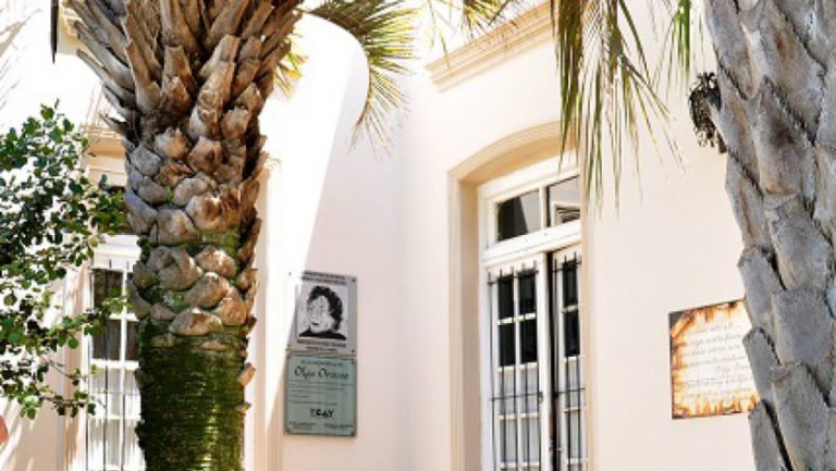 Convocatoria a becas para la residencia literaria “Bajo el signo de Olga Orozco”