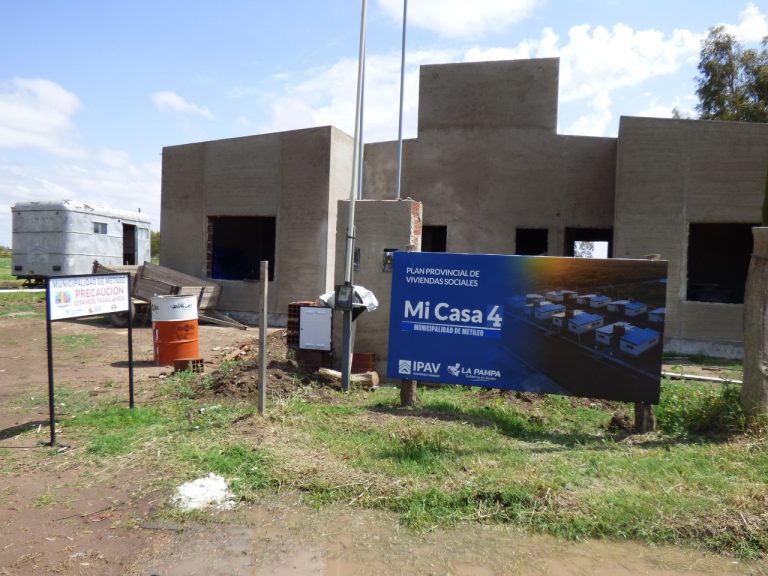Avances en infraestructura y viviendas en Metileo: el intendente Marchisio detalla las obras en curso