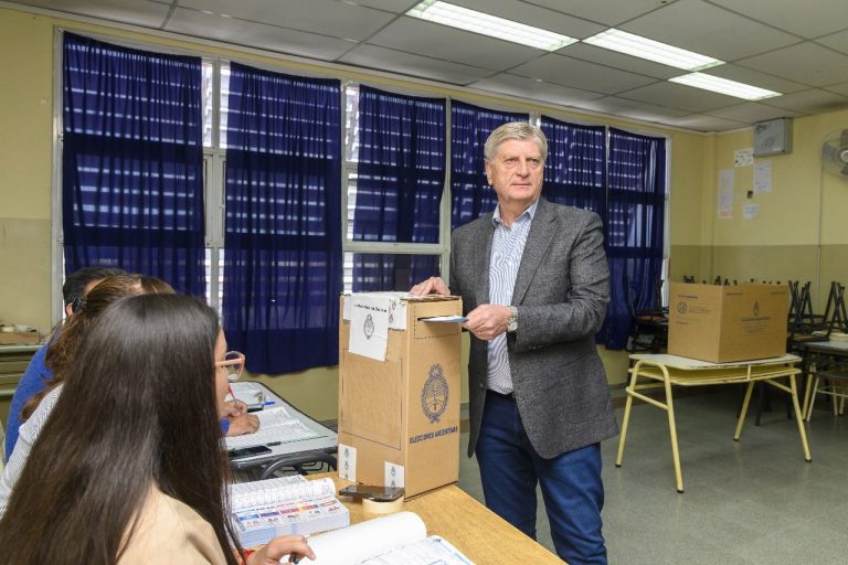 Elecciones 2025:  “hoy se plebiscita un modelo nacional, la sociedad premia o castiga”, dijo el Gobernador pampeano, Sergio Ziliotto