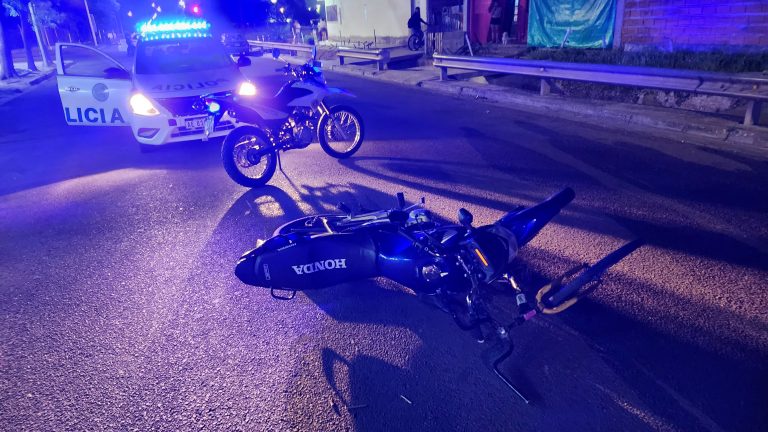 General Pico: Una moto colisionó con dos menores en la intersección de la calle 107 y 32 bis