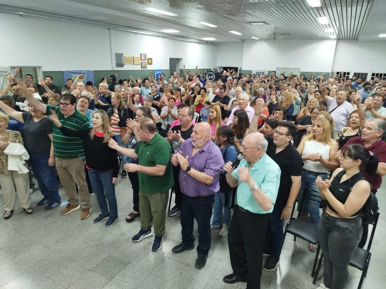 En un acto en General Pico, el frente “Defendemos La Pampa” criticó al Gobierno nacional y llamó a defender el modelo provincial