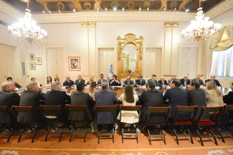 Ziliotto tras la reunión con Milei: “No hay cheques en blanco; el presupuesto debe contemplar los intereses de las provincias”
