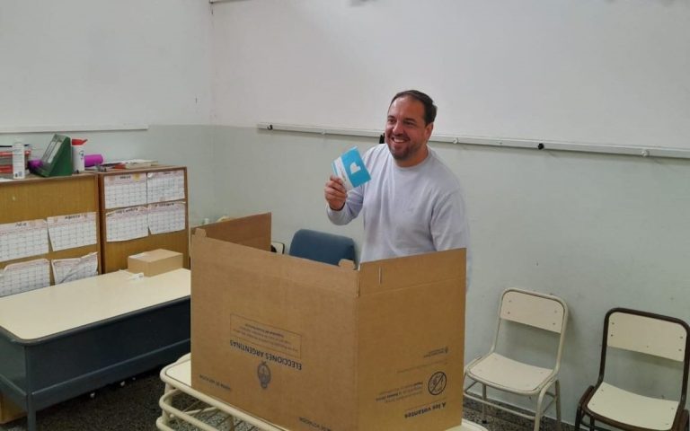 Di Nápoli votó, destacó la agilidad del nuevo sistema y envió un mensaje a Nación: “espero que pueda racionalizar su política con las provincias”