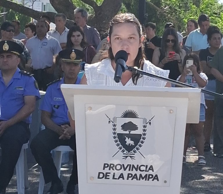 Intendente Alvear celebró su 129º aniversario con un emotivo acto marcado por la solidaridad comunitaria