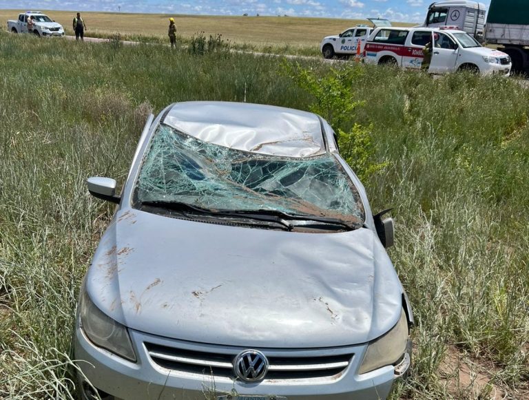Vuelco sin heridos sobre la Ruta Provincial 18