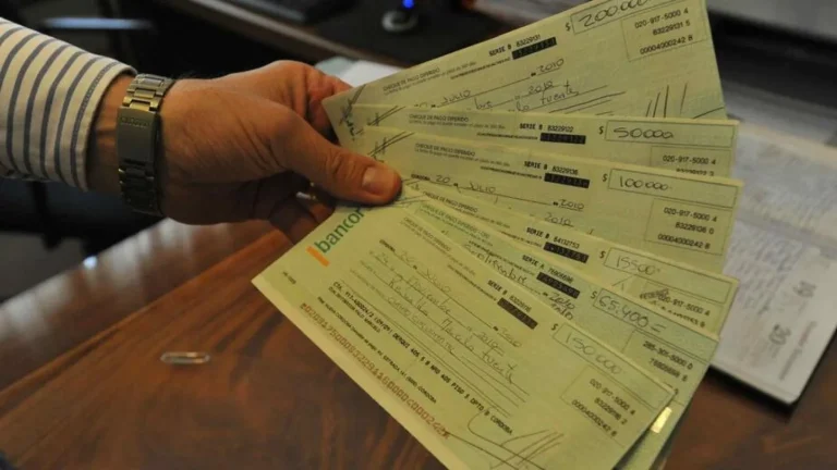 Fuerte impulso al e-cheq: el Banco Central avanza en la eliminación total del cheque en papel