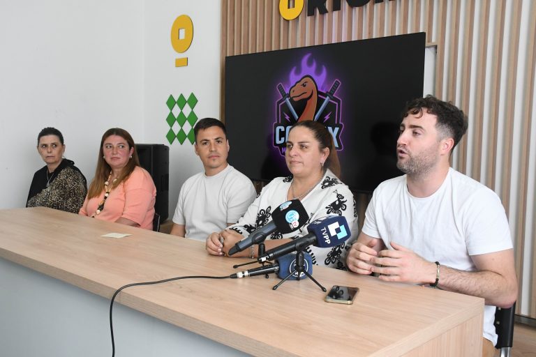 Eduardo Castex lanza “Municipio Gamer” para impulsar la tecnología y el empleo a través de los videojuegos