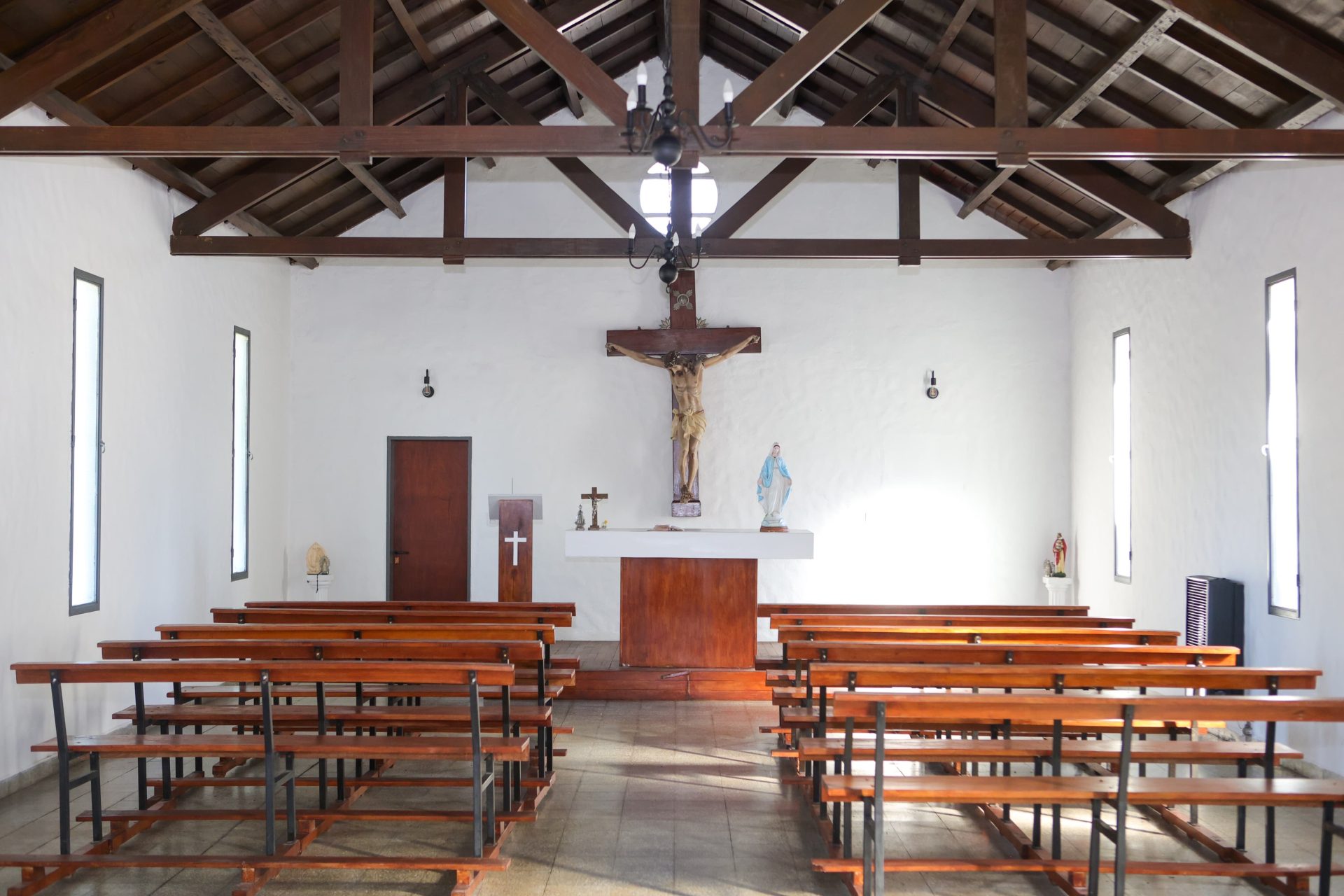 Finalizaron las obras de puesta en valor en la capilla del Cementerio Municipal