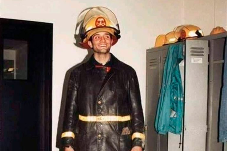 A 25 años de la tragedia: el recuerdo de Hugo Portugal, el bombero que dio la vida acudiendo al llamado del deber
