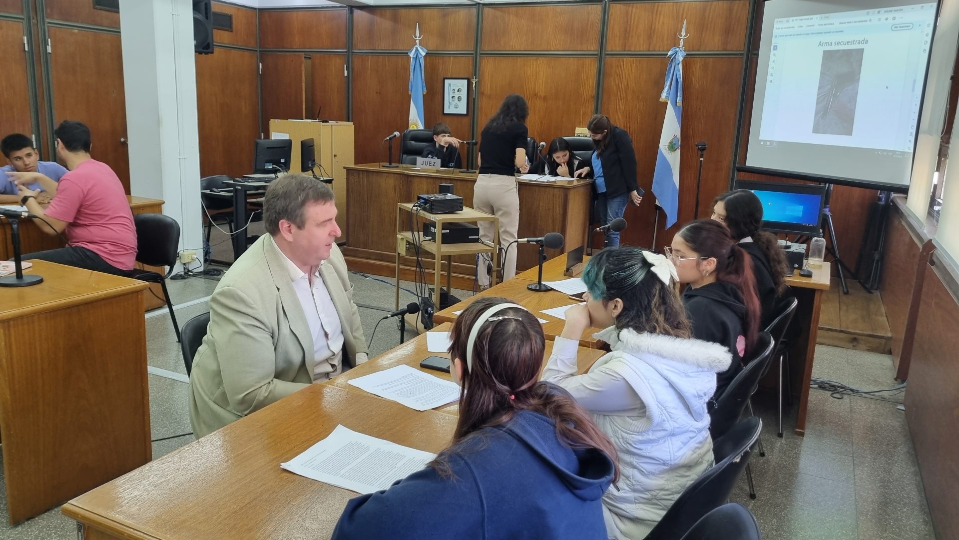 fiscales-Amela-y-Ciudad-