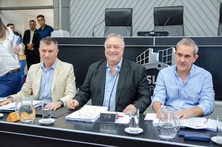 El oficialismo destraba el dictamen con un cambio que obliga a informar semanalmente la ejecución