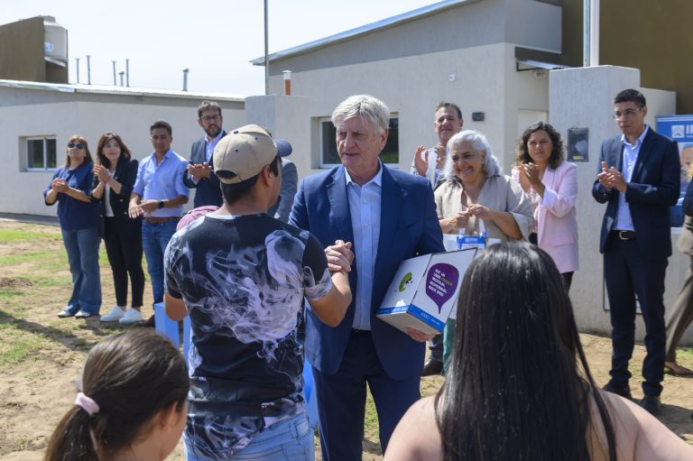 “No vamos a detener la construcción de viviendas”, aseguró Ziliotto