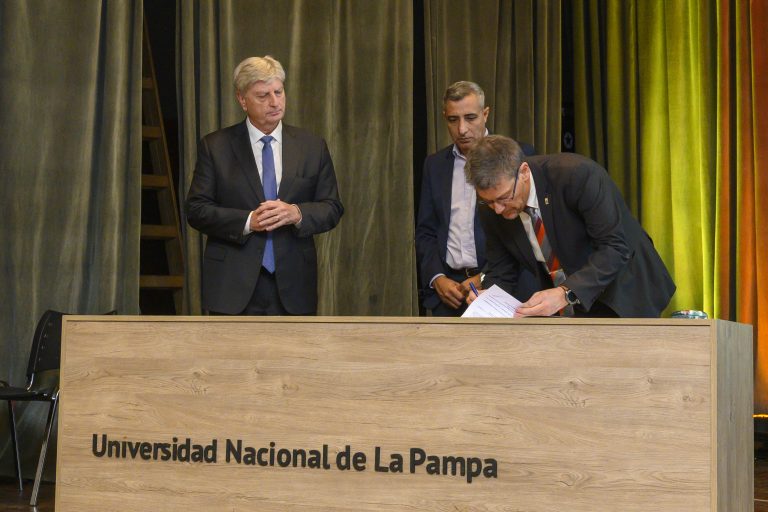 Intendentes pampeanos respaldan la ampliación de la oferta universitaria a todo el territorio