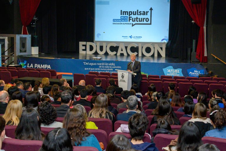 La Pampa: Últimos días para la inscripción a becas para estudios superiores en áreas estratégicas