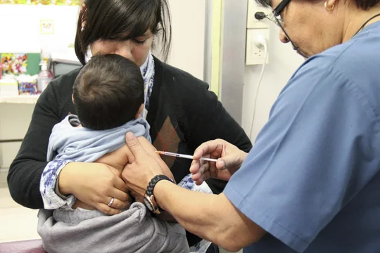 Alerta por influenza A H3N2: especialistas advierten sobre la importancia de la vacunación y la falta de stock