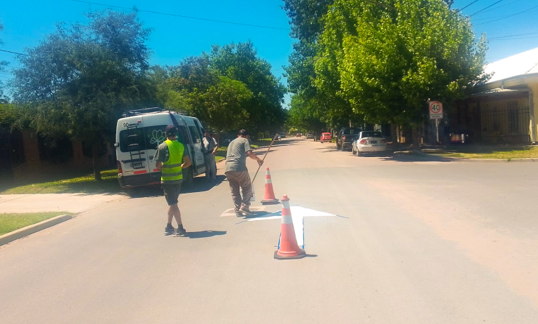 Ordenamiento vial en Barrio Norte: la calle 12 ahora tiene sentido único de circulación