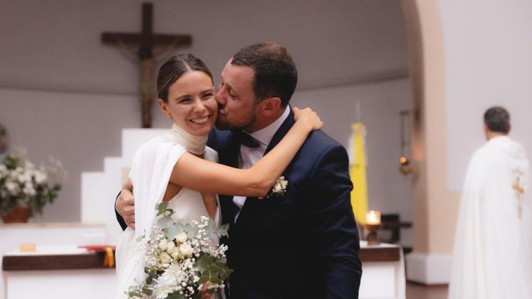 Son de La Pampa, se casaron por iglesia y un temporal les arruinó la fiesta: “Seré la única novia que usará su vestido dos veces”
