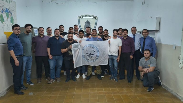 Diez aspirantes a conductores de locomotora de General Pico aprobaron un importante examen ante la CNRT