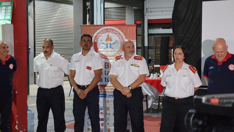 Renovación en el cuartel de General Pico: Fabio Fernández asumió la jefatura de Bomberos Voluntarios tras la salida de Ariel Farías