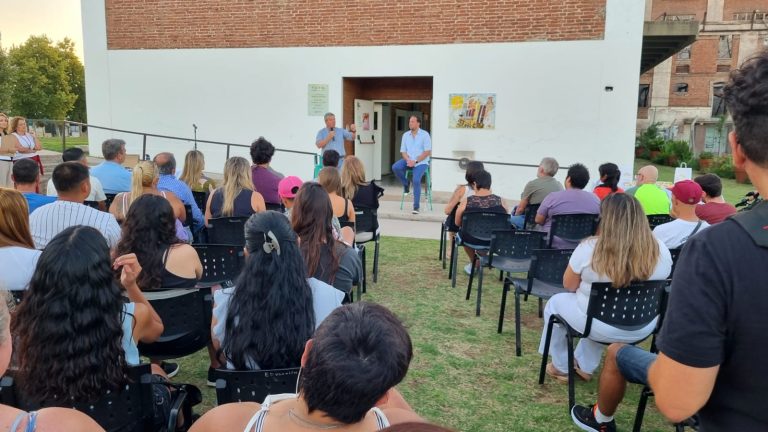 Economía Social: entregaron créditos a tasa cero por 26 millones de pesos a emprendedores