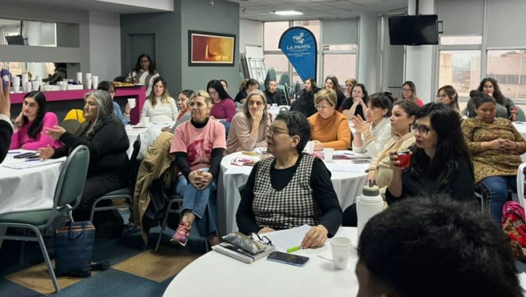 Impulsan talleres de verano en Santa Rosa para el fortalecimiento y la autonomía de las mujeres