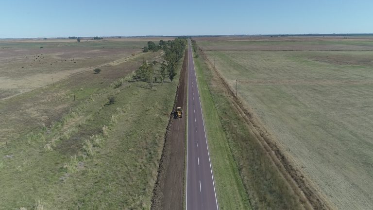 Avanza la repavimentación de la Ruta 10, un corredor clave para la producción y la conexión del oeste pampeano