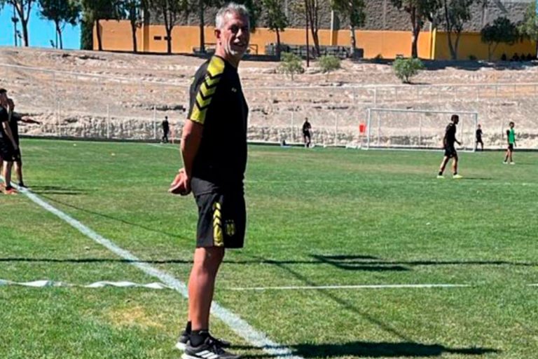 El médico piquense Marcelo Ballari relató cómo le salvó la vida a un futbolista del Deportivo Madryn