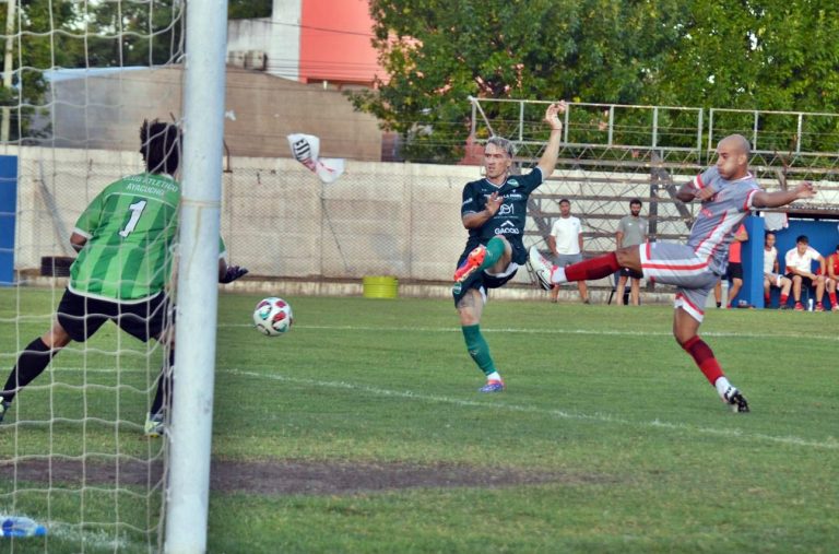 ¡Ferro finalista! El “Verde” empató 2 a 2 en Ayacucho y definirá la Región Pampeana Sur