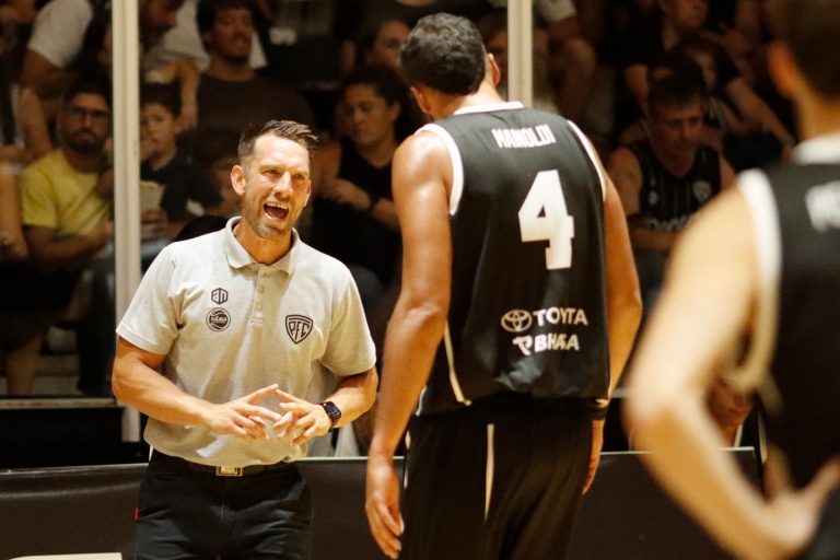 Gustavo Morla, tras el triunfazo de Pico FBC: “Hoy somos el mejor equipo defensivo de la liga”