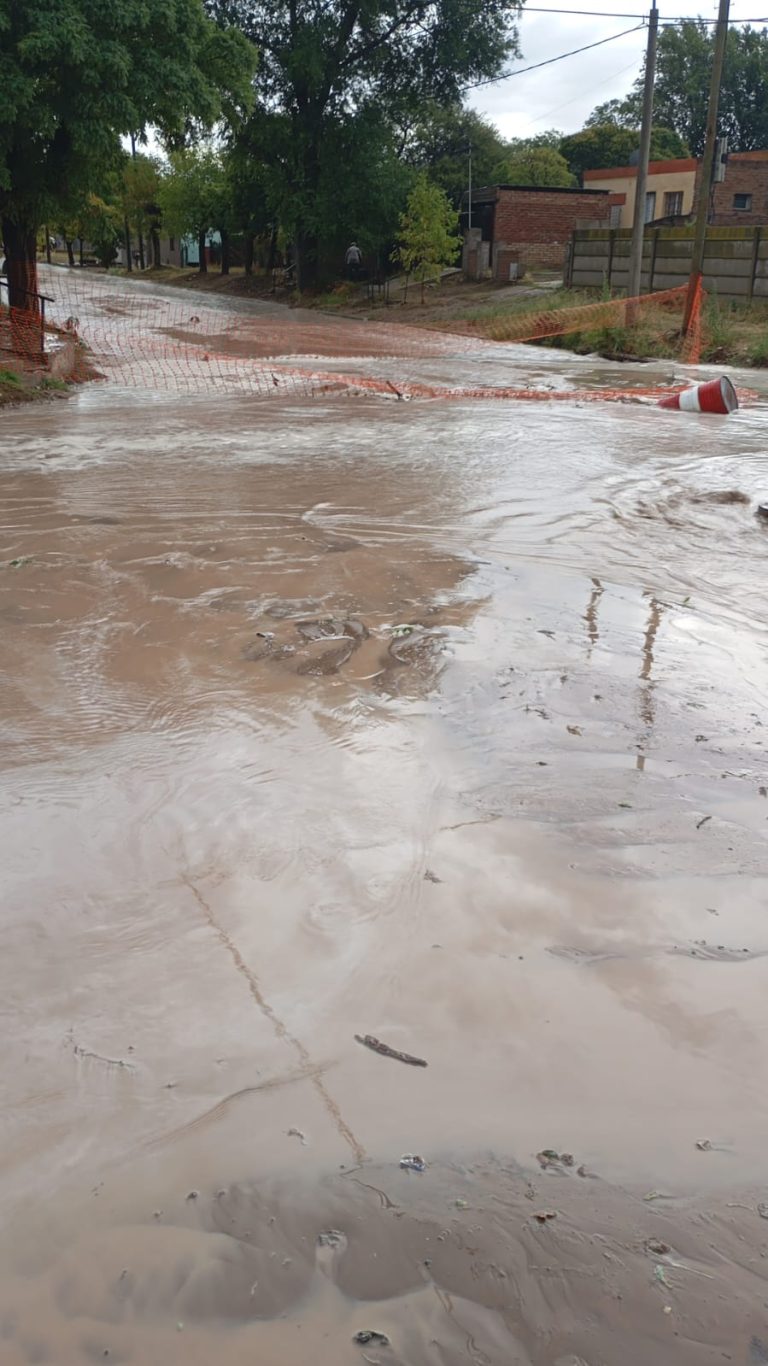 Alerta naranja y tormentas severas: General Acha sufrió graves daños y el mal tiempo continuará hasta el lunes