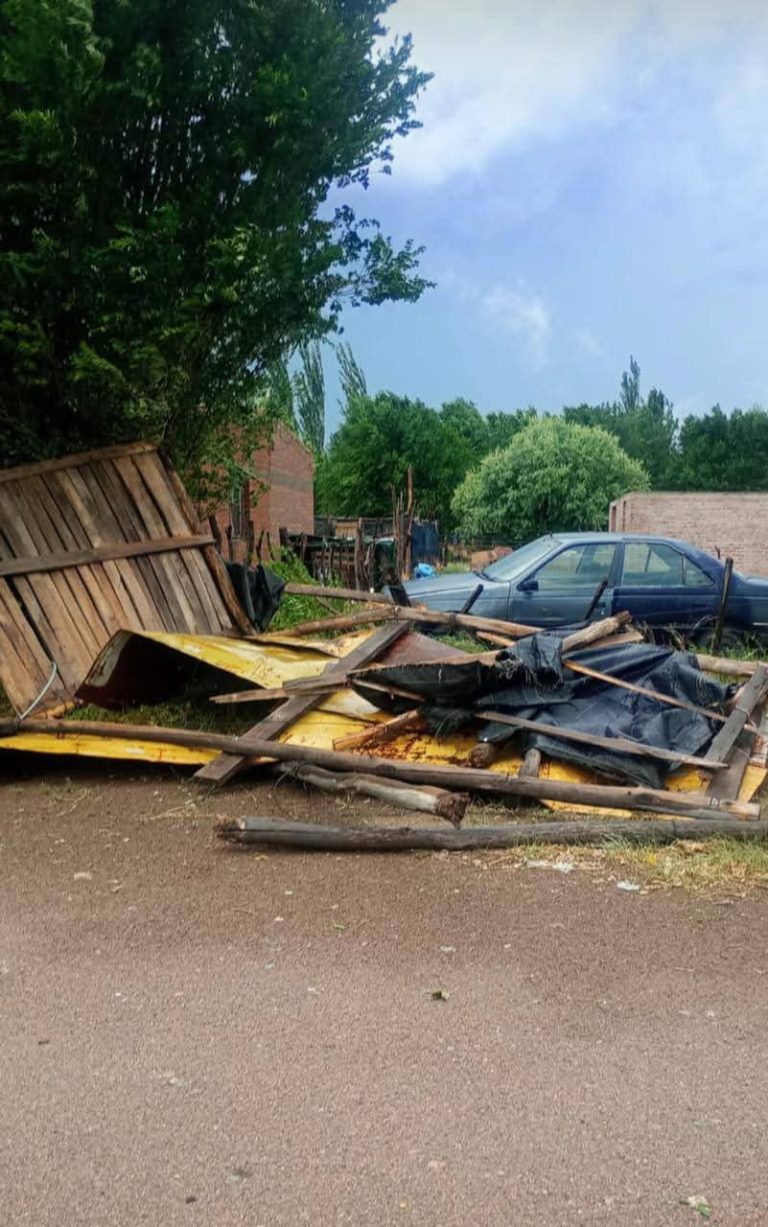 Fuerte temporal en La Humada: caída de granizo y destrozos en el oeste pampeano