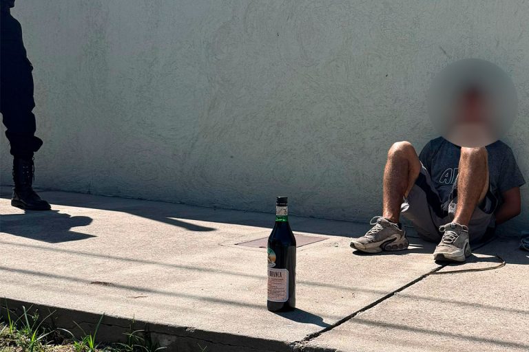 “Mechero”: Detuvieron a un hombre que sustrajo un fernet de un supermercado