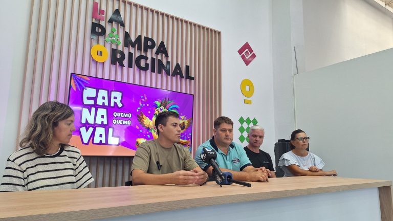 Quemú Quemú revive la tradición con un baile de carnaval “a la antigua”