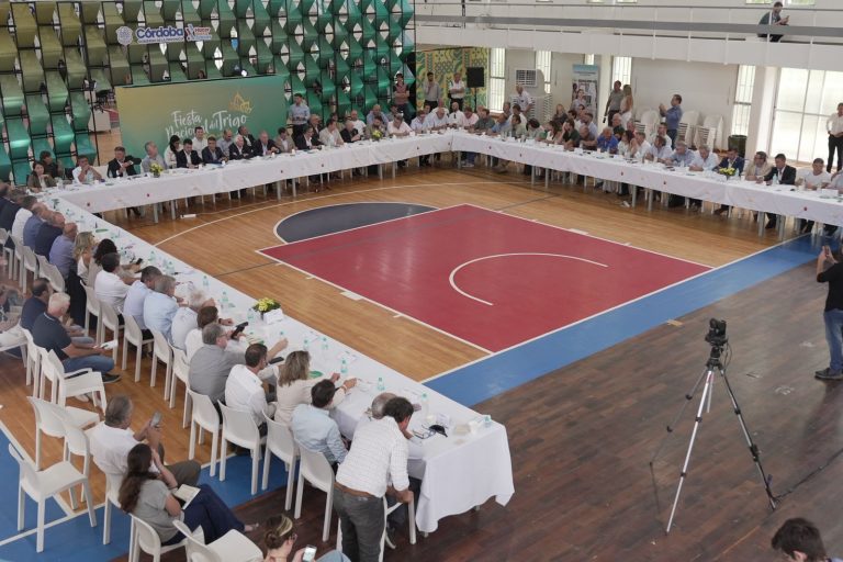 La Pampa se destacó en la Fiesta Nacional del Trigo con cosecha récord y múltiples premios