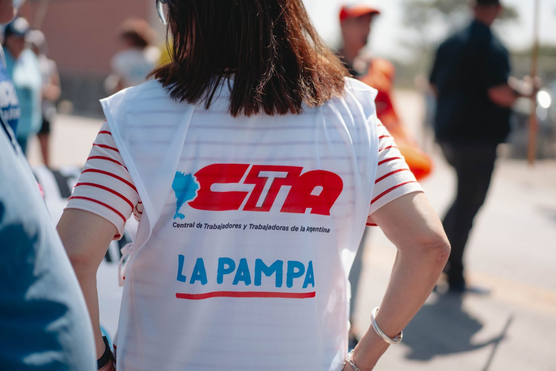 Sindicatos estatales de La Pampa adhieren al paro nacional y convocan a la Plaza
