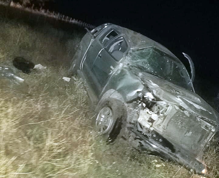Vuelco y lesiones graves en un camino vecinal del sur provincial