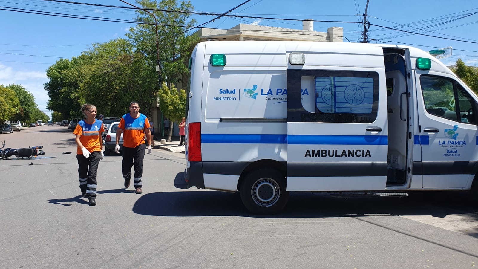 Tres personas hospitalizadas tras un fuerte choque en cadena en calles 32 y 13