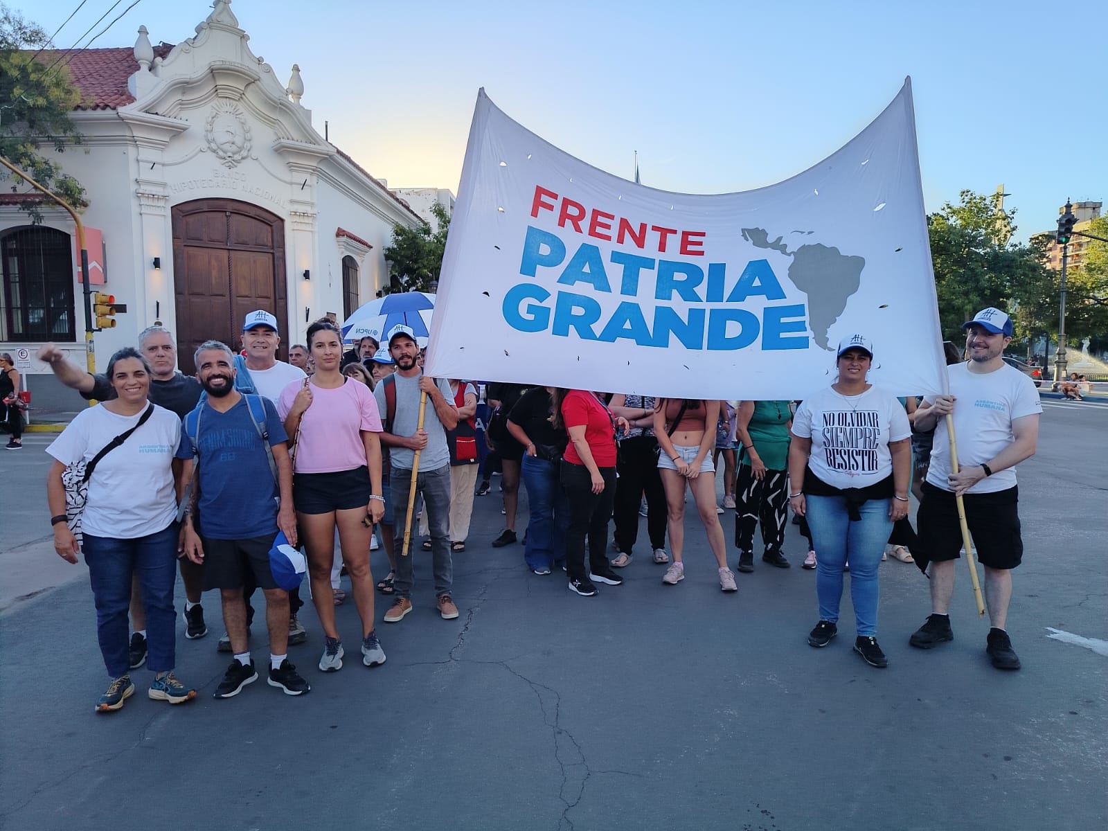 Movilización del Frente Patria Grande en el centro de General Pico