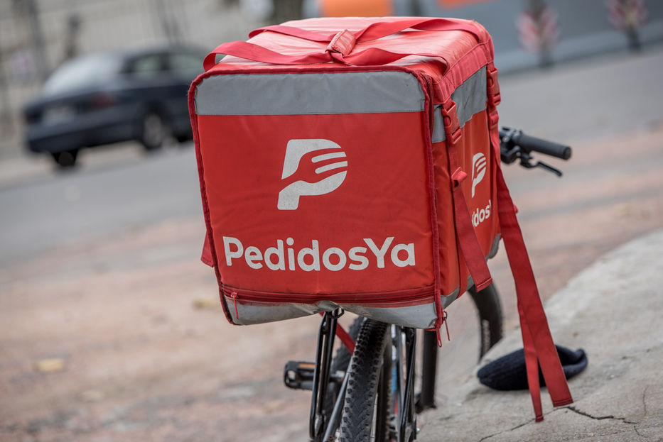 Polémica por los ‘riders’ en La Pampa: La Justicia revisa una multa millonaria a PedidosYa por presunto trabajo en negro