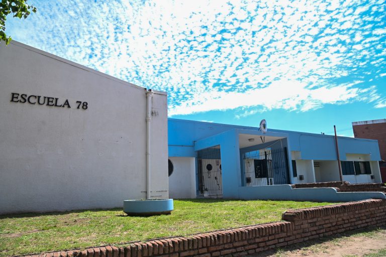 Destinan más de $1.466 millones para reparar escuelas de Santa Rosa dañadas por el temporal