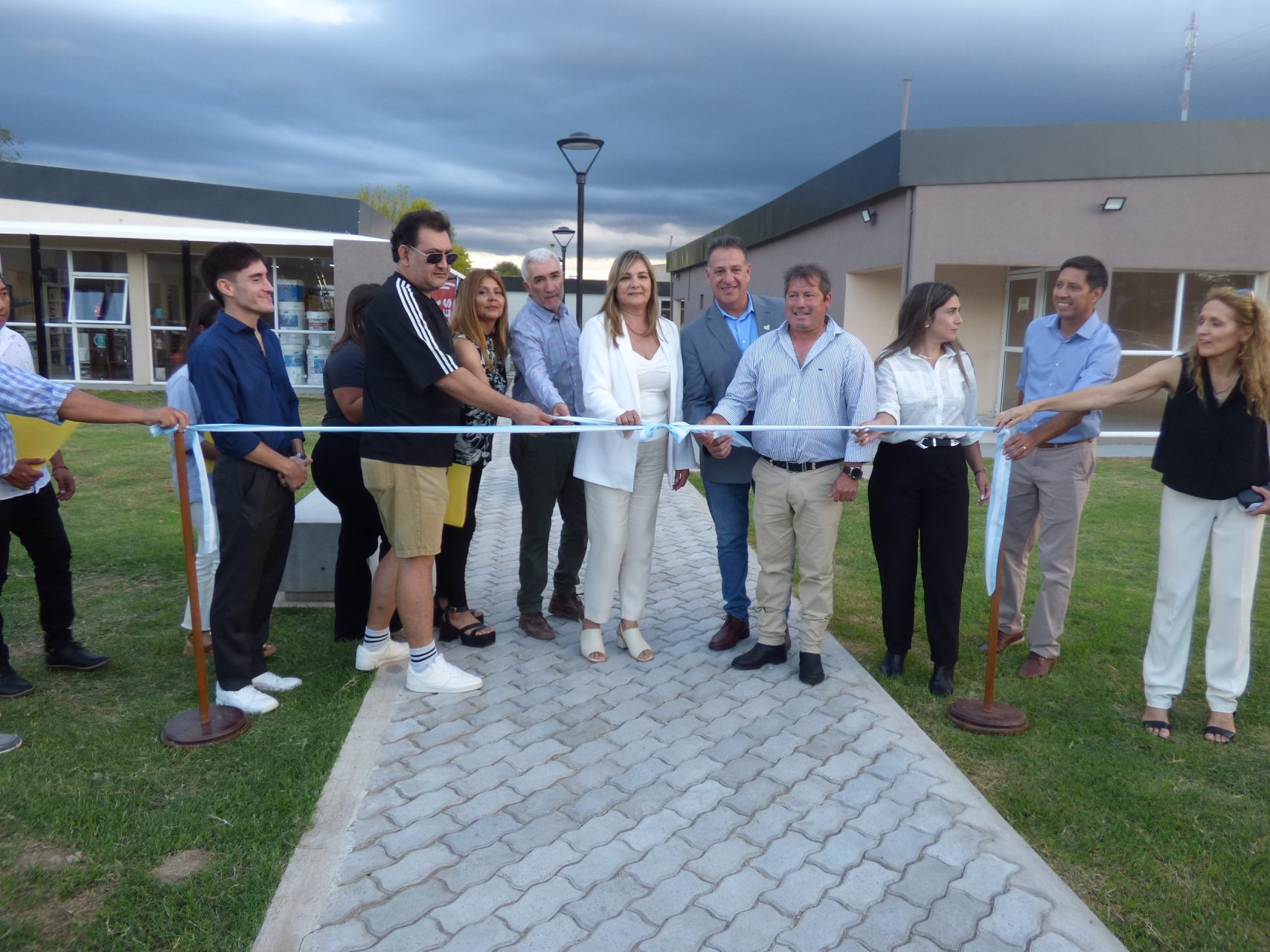 Luan Toro celebró su 118° aniversario con la inauguración de un centro comercial y el avance de nuevas obras públicas