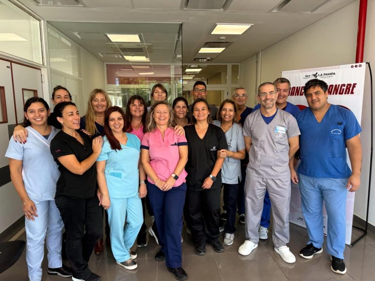 Un exitoso y complejo procedimiento en el Hospital Favaloro movilizó a más de 250 donantes de sangre