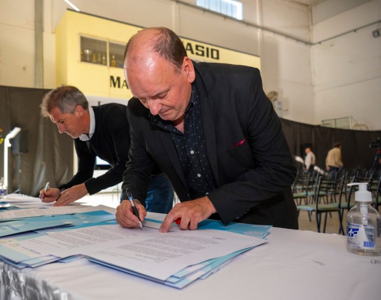 Pichi Huinca celebra su 102° aniversario con una gran fiesta local, récord productivo y nuevos proyectos de obra pública