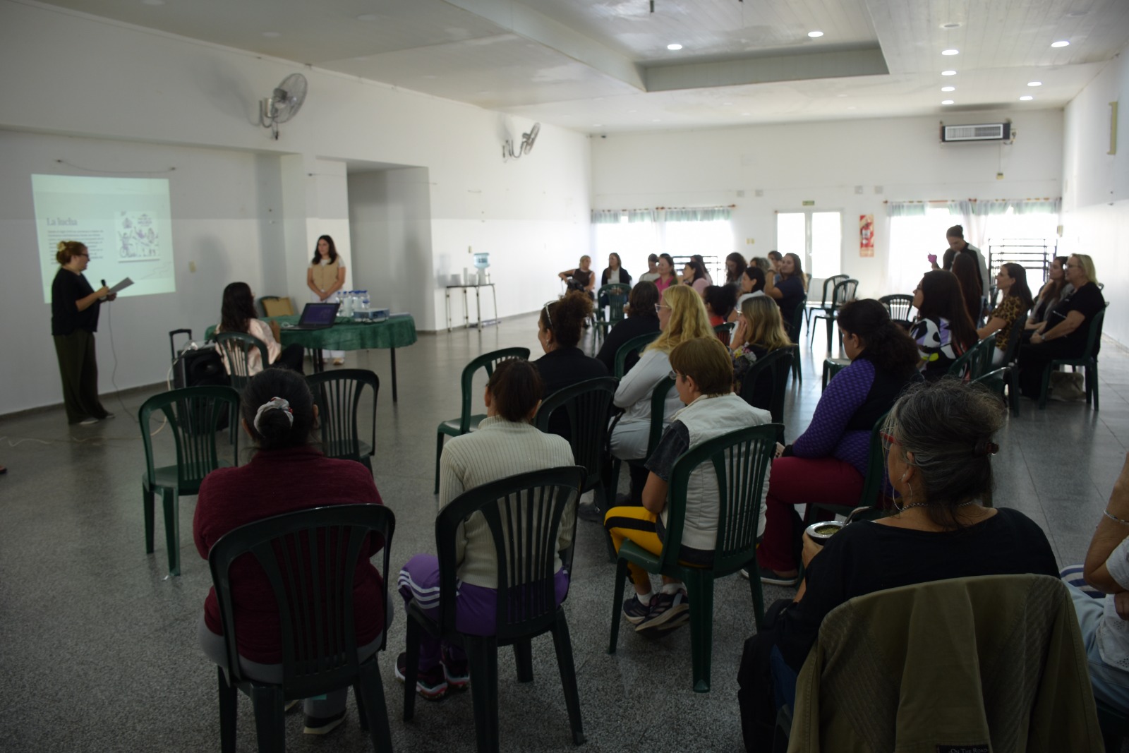 General Pico debatió sobre los derechos y las problemáticas de las mujeres con discapacidad
